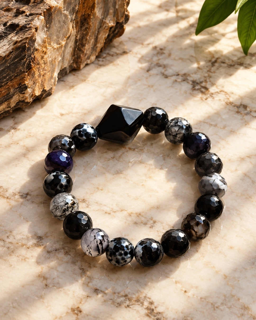 Black and White Agate Bead Bracelet