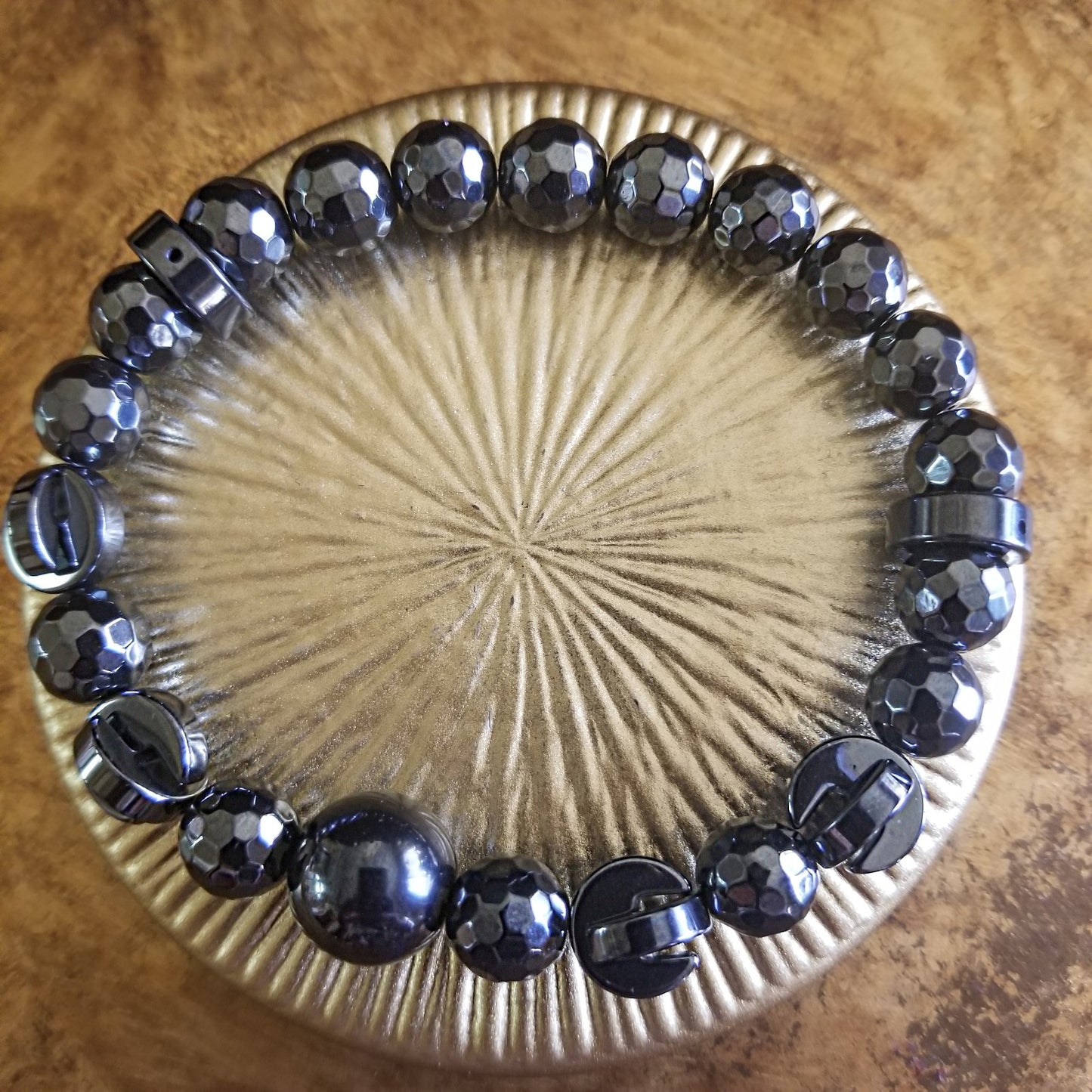 Hematite Links image 1