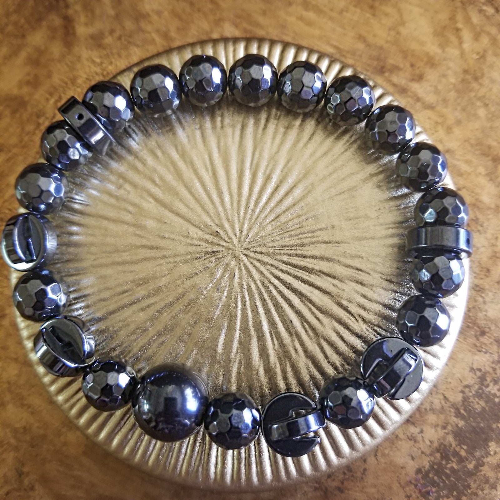 Hematite Links image 1